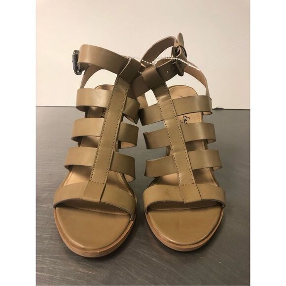 American Eagle Women’s Tan Open Toe Strappy Heels with Buckle Size 8.5 NWT - Picture 1 of 10